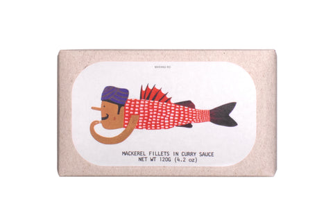 conserve de filets de maquereau en sauce curry dans un emballage en carton, vue frontale