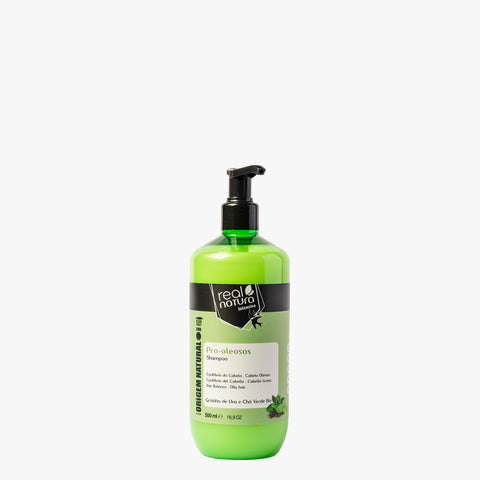 shampoing vert clair dans flacon rond en plastique avec pompe